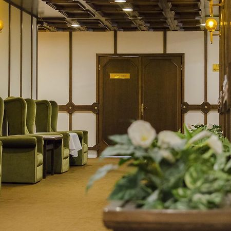 Hotel Konferencia Győr Eksteriør bilde