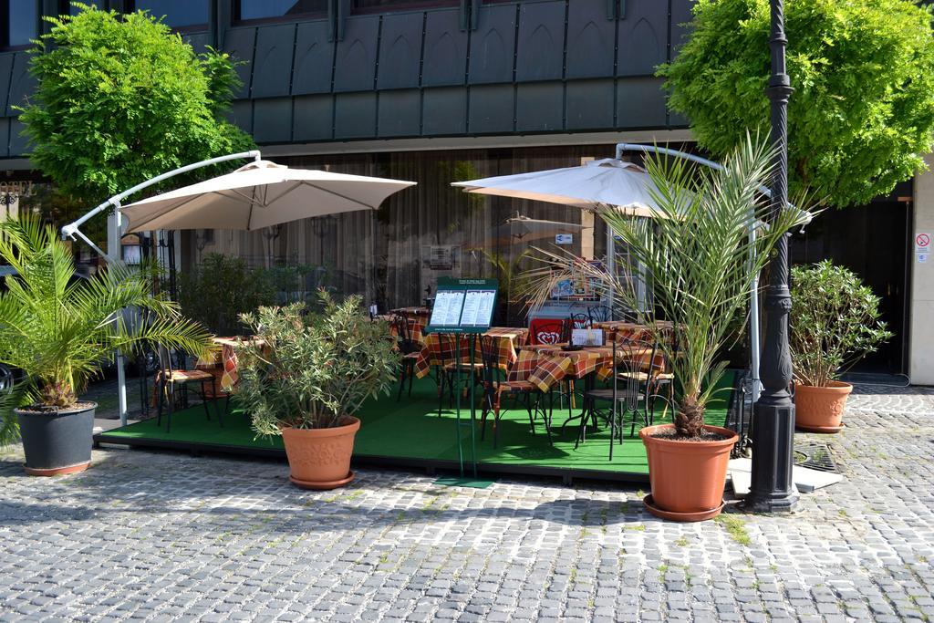 Hotel Konferencia Győr Eksteriør bilde